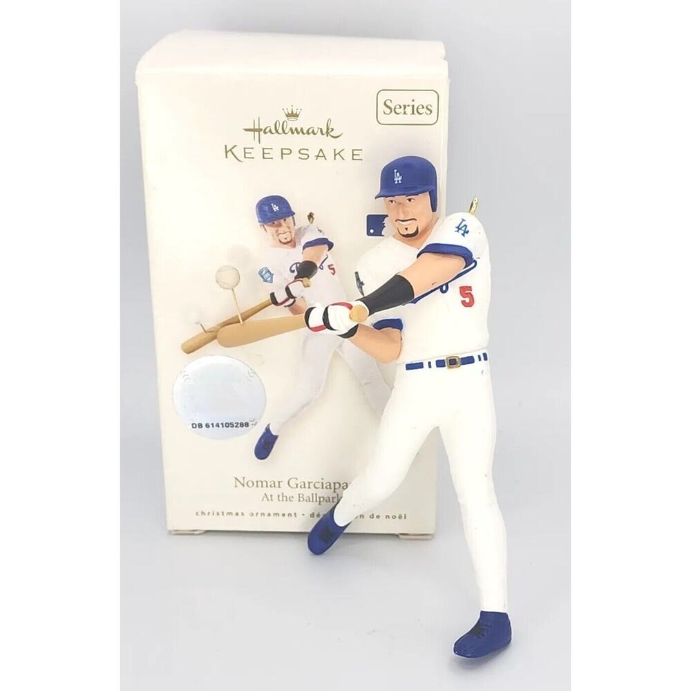 Hallmark MLB‎ Nomar Garciaparra LA Dodgers At The Ballpark Ornament 2008 U55